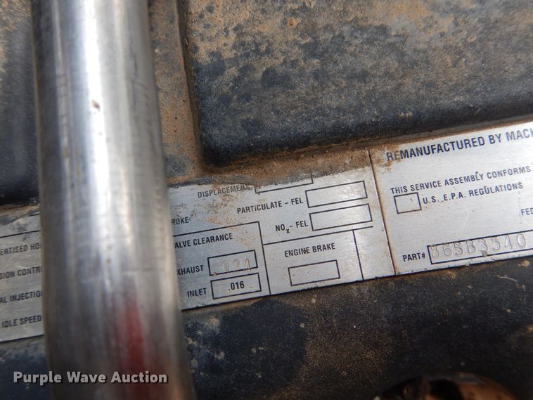 image for item DM3896 2006 Mack CHN613  dump truck