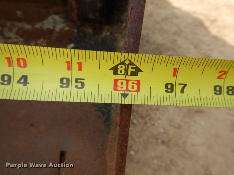 image for item DM3896 2006 Mack CHN613  dump truck