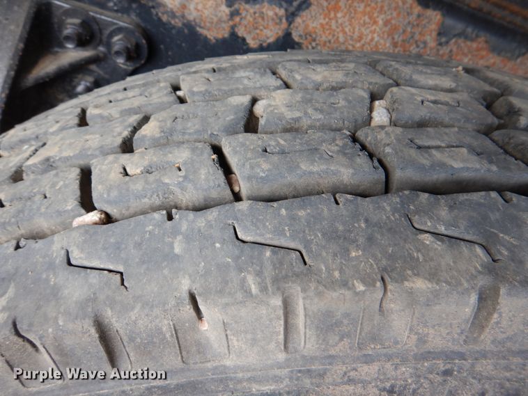 image for item DM3896 2006 Mack CHN613  dump truck