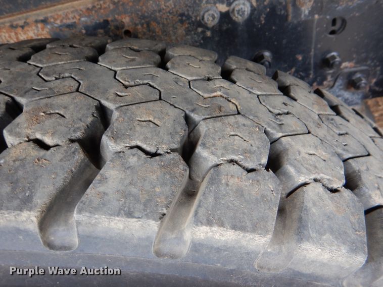 image for item DM3896 2006 Mack CHN613  dump truck