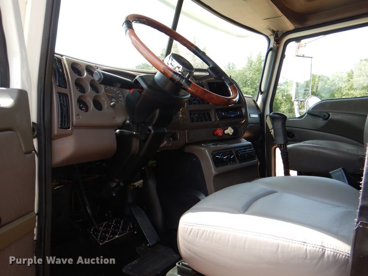 image for item DM3897 2007 Mack CHN613  dump truck