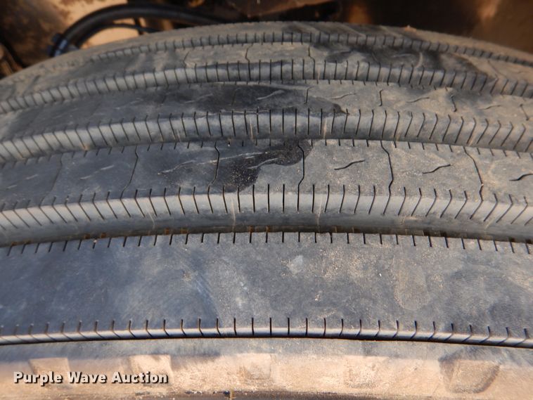 image for item DM3897 2007 Mack CHN613  dump truck