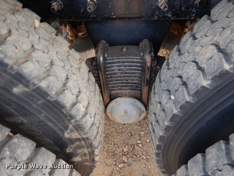 image for item DM3897 2007 Mack CHN613  dump truck