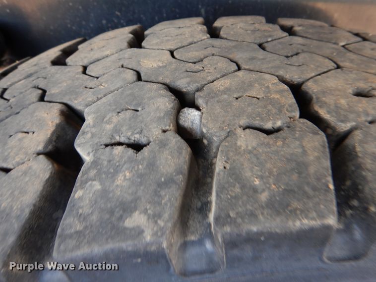 image for item DM3897 2007 Mack CHN613  dump truck