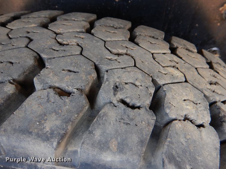 image for item DM3897 2007 Mack CHN613  dump truck