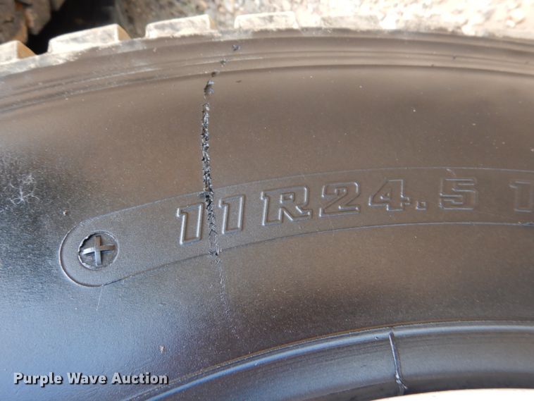 image for item DM3897 2007 Mack CHN613  dump truck