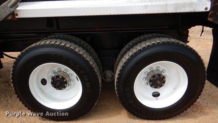 image for item DM3897 2007 Mack CHN613  dump truck