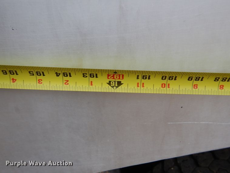 image for item DM3899 2004 International 7400  dump truck