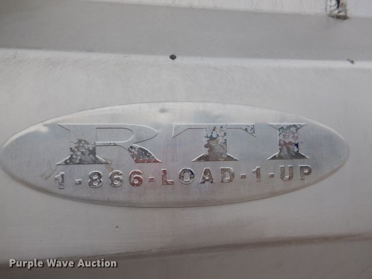 image for item DM3899 2004 International 7400  dump truck