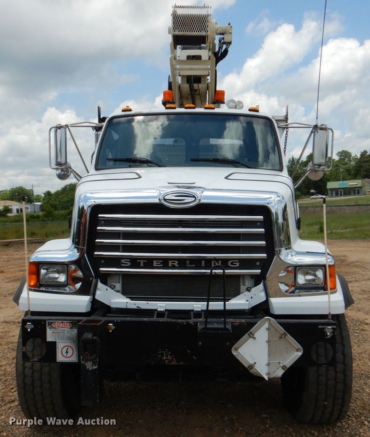 image for item DM3902 2009 Sterling LT9500  crane truck