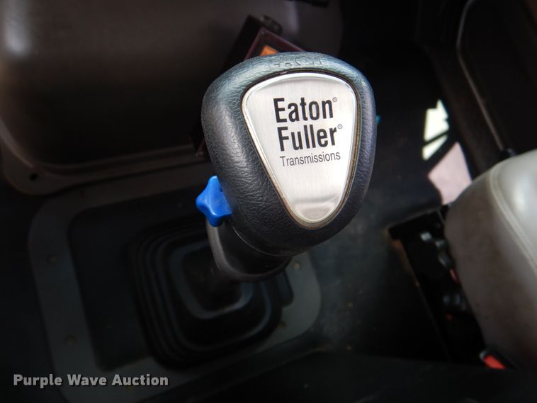 image for item DM3902 2009 Sterling LT9500  crane truck