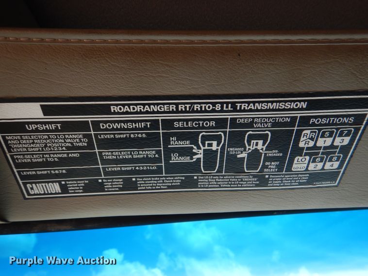 image for item DM3902 2009 Sterling LT9500  crane truck