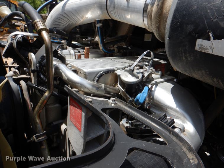 image for item DM3902 2009 Sterling LT9500  crane truck