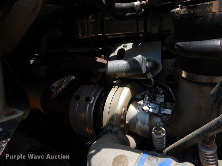 image for item DM3902 2009 Sterling LT9500  crane truck