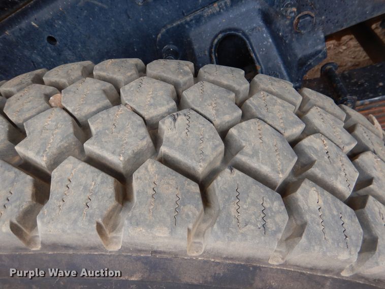 image for item DM3902 2009 Sterling LT9500  crane truck