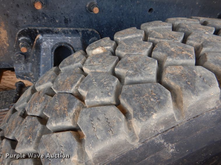 image for item DM3902 2009 Sterling LT9500  crane truck