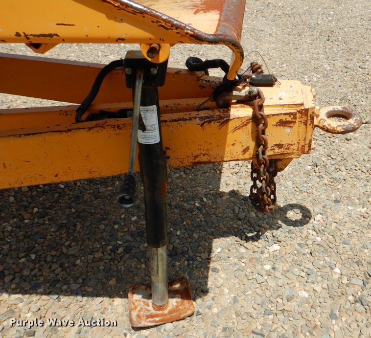 image for item DM3903 2002 Bandit CB90  wood chipper