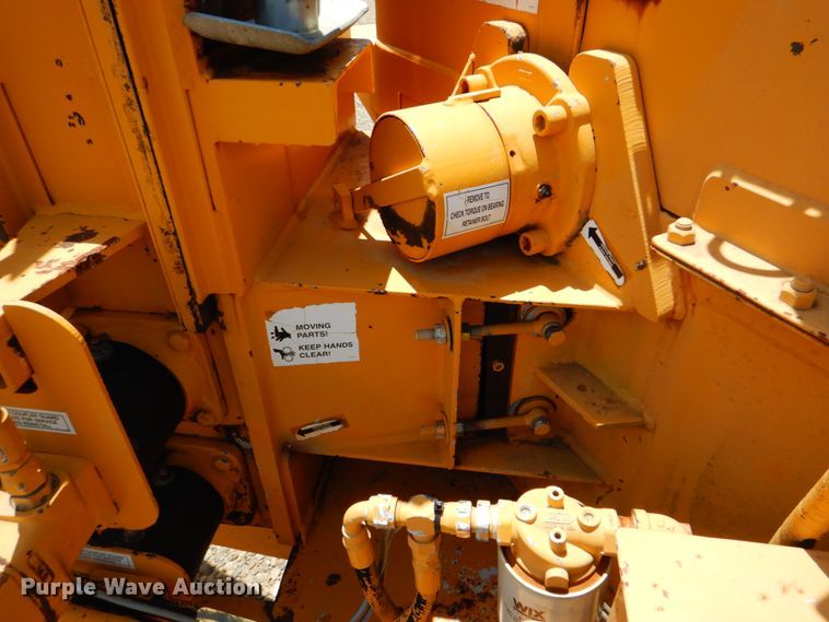 image for item DM3903 2002 Bandit CB90  wood chipper