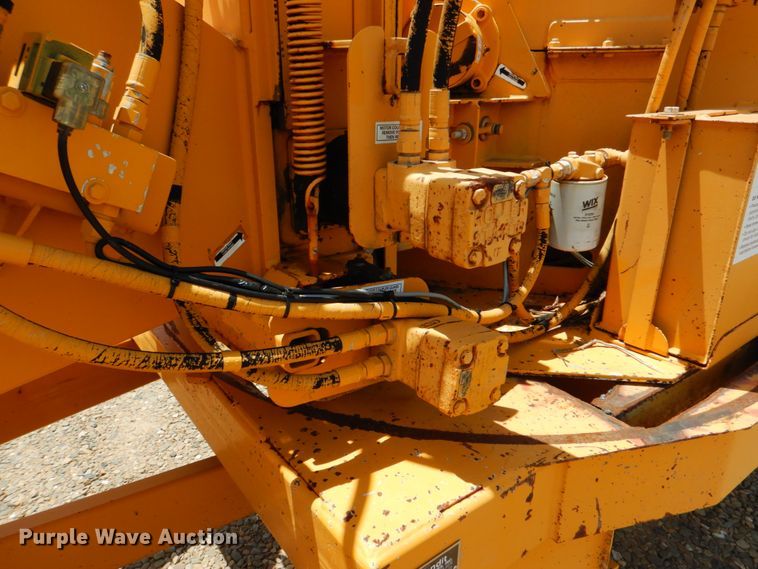 image for item DM3903 2002 Bandit CB90  wood chipper