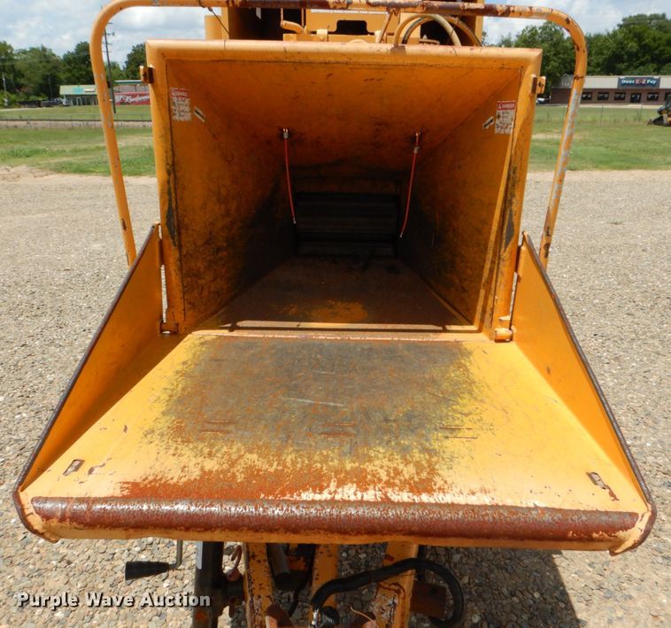 image for item DM3903 2002 Bandit CB90  wood chipper