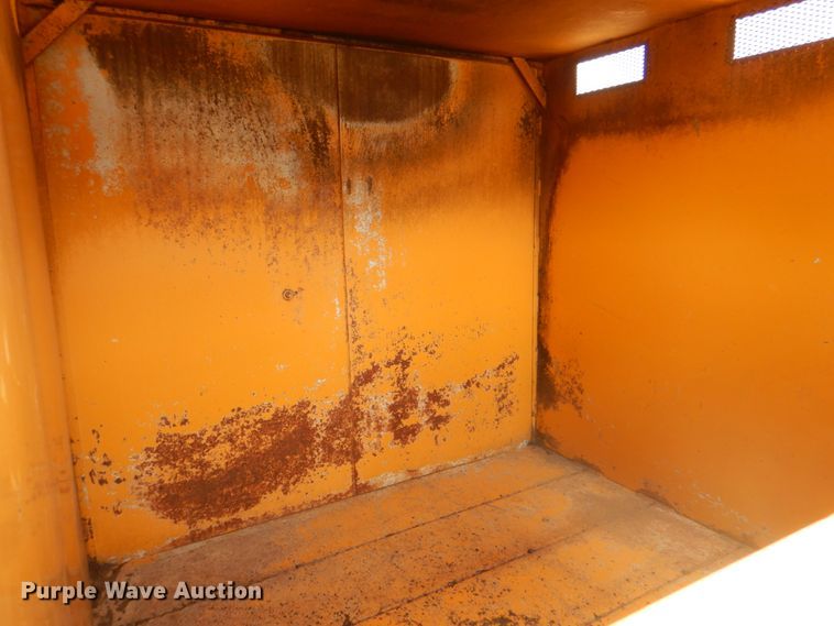 image for item DM3903 2002 Bandit CB90  wood chipper