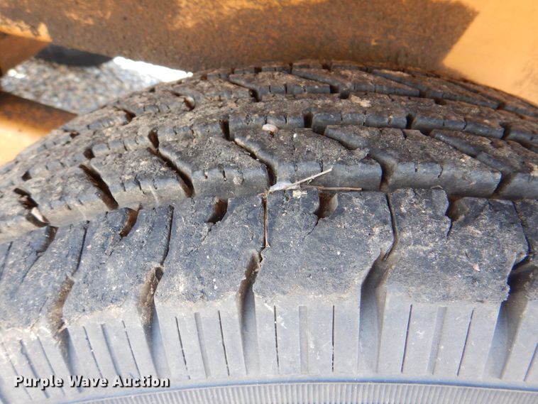 image for item DM3903 2002 Bandit CB90  wood chipper