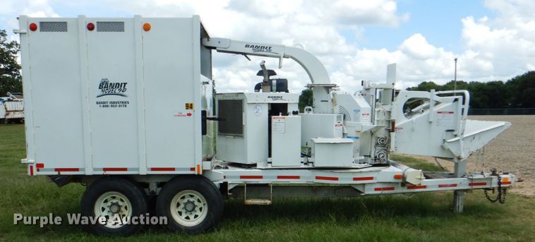 image for item DM3904 Bandit 90  wood chipper