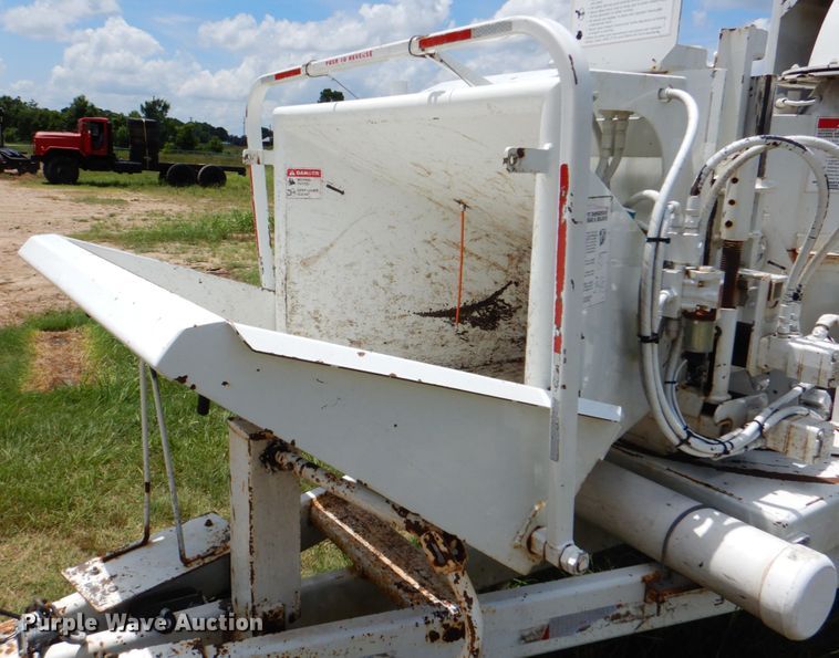 image for item DM3904 Bandit 90  wood chipper