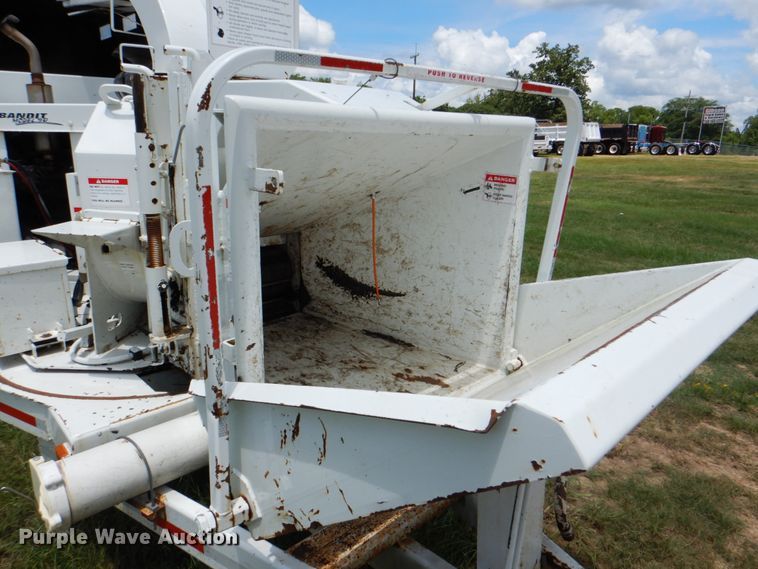 image for item DM3904 Bandit 90  wood chipper