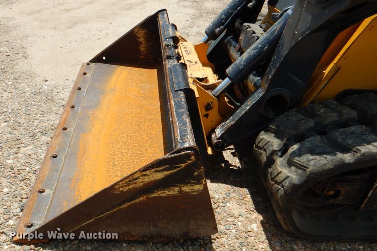image for item DM3905 2018 John Deere 333G  tracked skid steer loader