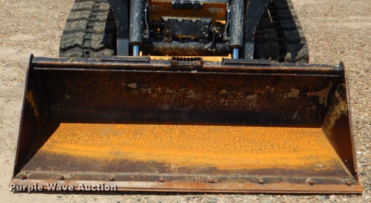 image for item DM3905 2018 John Deere 333G  tracked skid steer loader