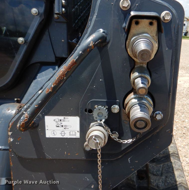 image for item DM3905 2018 John Deere 333G  tracked skid steer loader