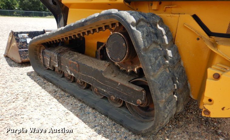 image for item DM3905 2018 John Deere 333G  tracked skid steer loader