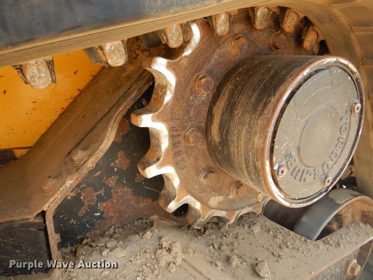 image for item DM3905 2018 John Deere 333G  tracked skid steer loader