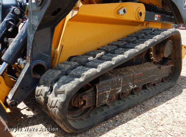 image for item DM3905 2018 John Deere 333G  tracked skid steer loader