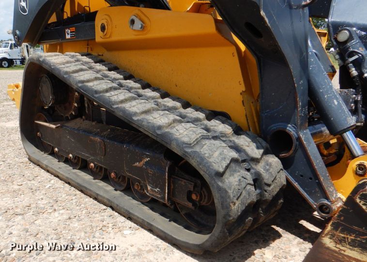 image for item DM3905 2018 John Deere 333G  tracked skid steer loader