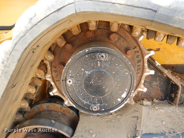 image for item DM3905 2018 John Deere 333G  tracked skid steer loader