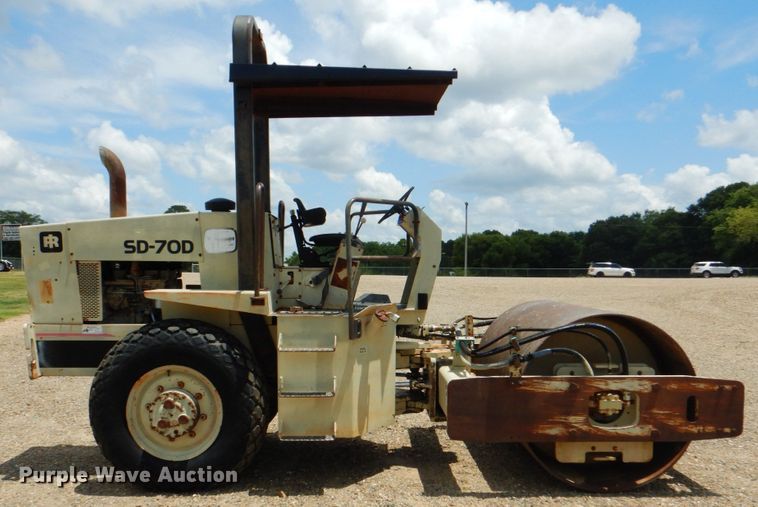 image for item DM3906 1994 Ingersoll Rand SD70D  single drum vibratory roller