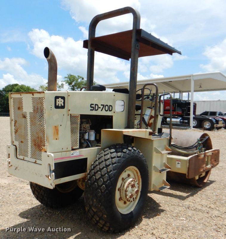 image for item DM3906 1994 Ingersoll Rand SD70D  single drum vibratory roller