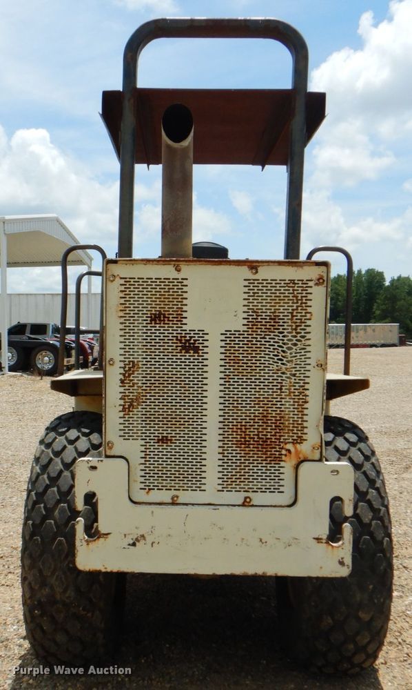 image for item DM3906 1994 Ingersoll Rand SD70D  single drum vibratory roller