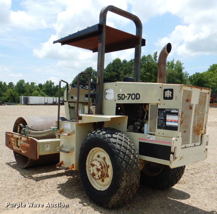 image for item DM3906 1994 Ingersoll Rand SD70D  single drum vibratory roller