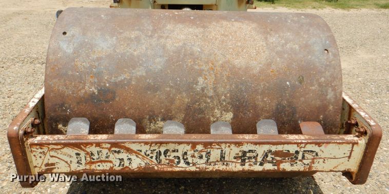 image for item DM3906 1994 Ingersoll Rand SD70D  single drum vibratory roller