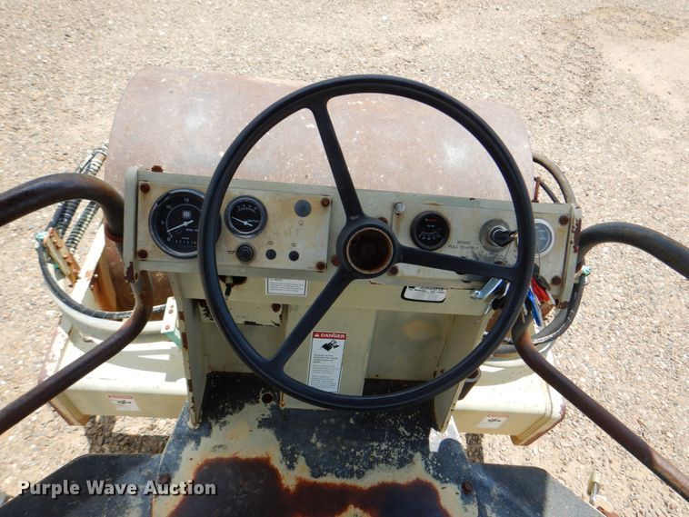 image for item DM3906 1994 Ingersoll Rand SD70D  single drum vibratory roller