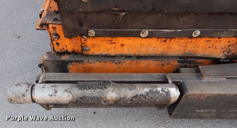 image for item DM3915 LeeBoy 8510D  paver