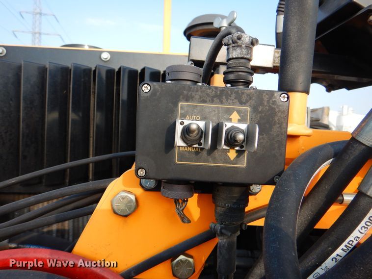 image for item DM3915 LeeBoy 8510D  paver