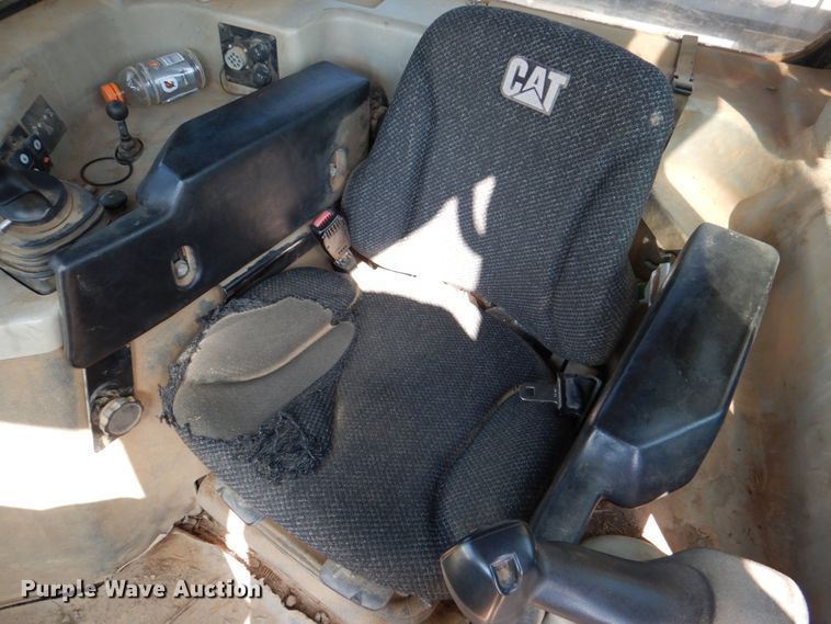 image for item DM3930 2011 Caterpillar D6T XL  dozer