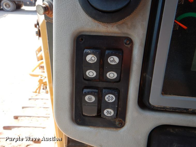 image for item DM3930 2011 Caterpillar D6T XL  dozer