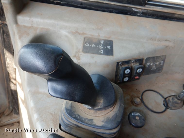 image for item DM3930 2011 Caterpillar D6T XL  dozer