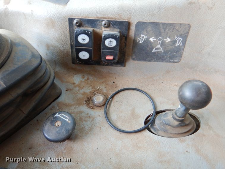 image for item DM3930 2011 Caterpillar D6T XL  dozer