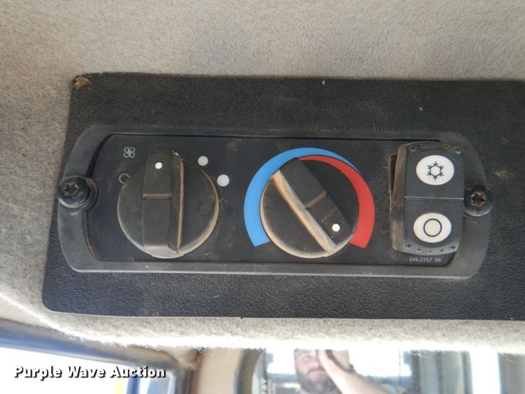 image for item DM3930 2011 Caterpillar D6T XL  dozer